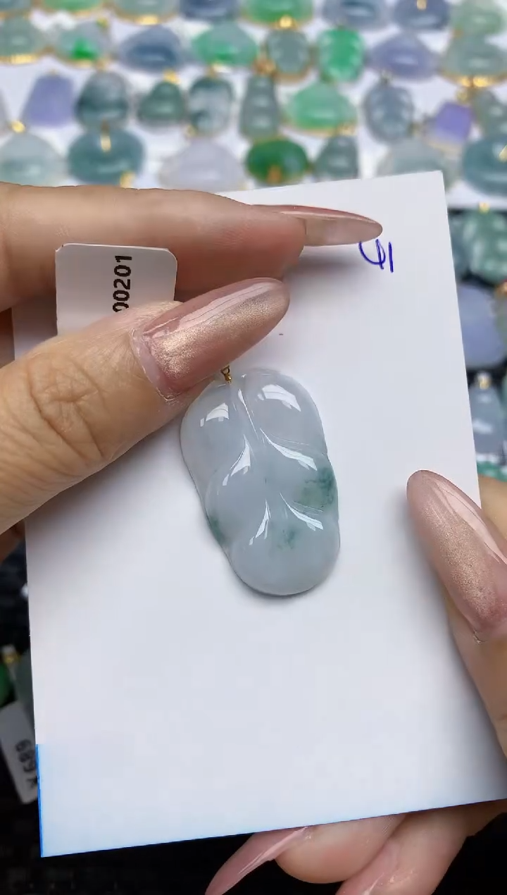 【闪购商品】翡翠颈饰18K金镶嵌天然A货翡翠 41