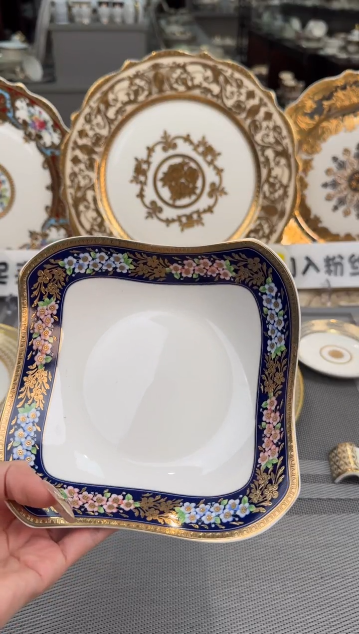 【闪购商品】瓷片6英寸方形沙拉碗福利价2个