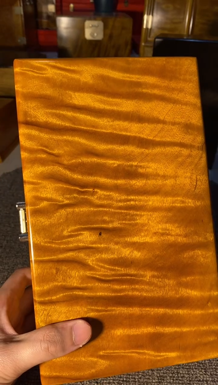 【闪购商品】金丝楠木艺金丝楠首饰盒F160