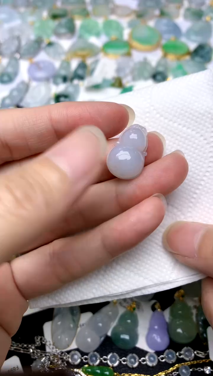 颈饰未镶嵌翡翠天然A货翡翠