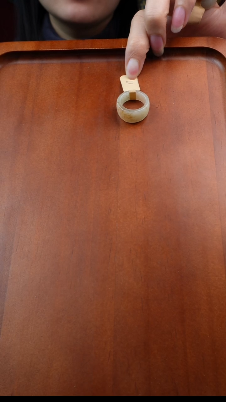 未镶嵌戒指和田玉香****️17