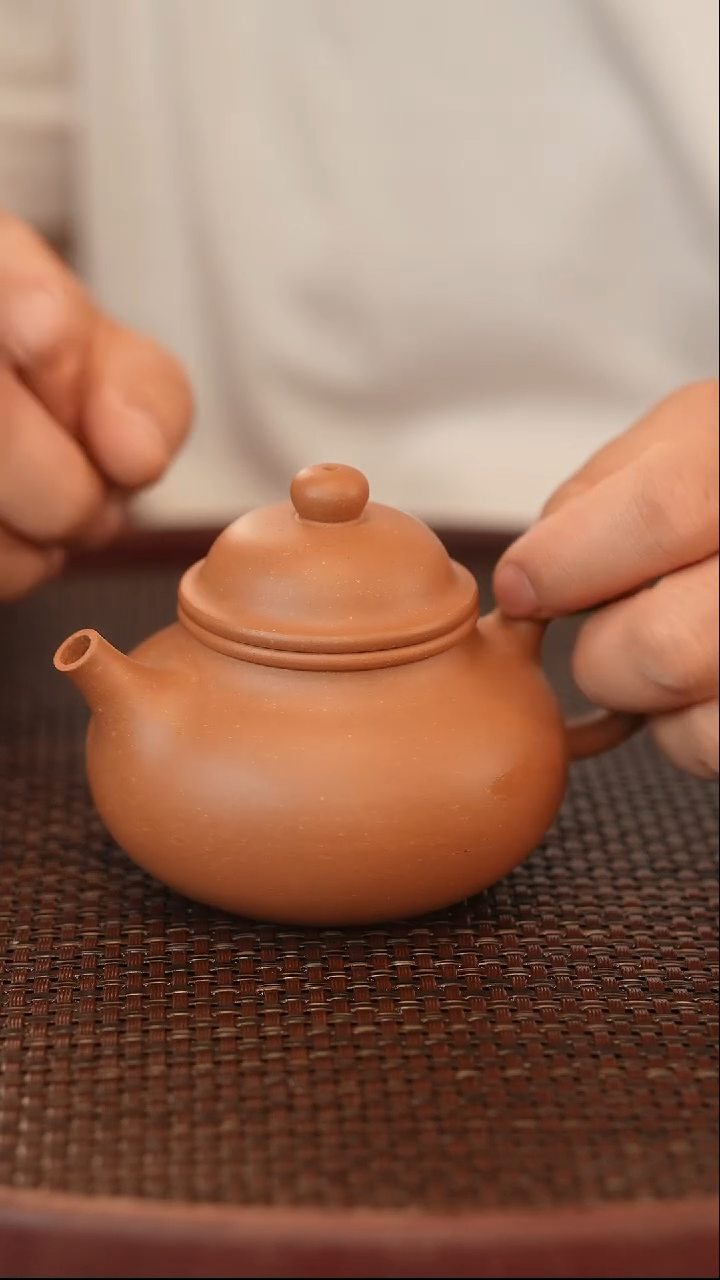 茶壶紫砂壶底瑕疵 容天 段泥 185cc