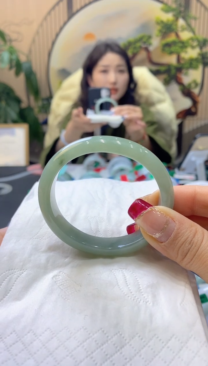 【闪购商品】翡翠手镯未镶嵌99900826