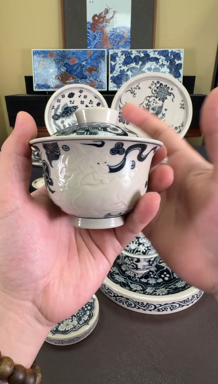 【闪购商品】二号釉阳雕狮子盖碗