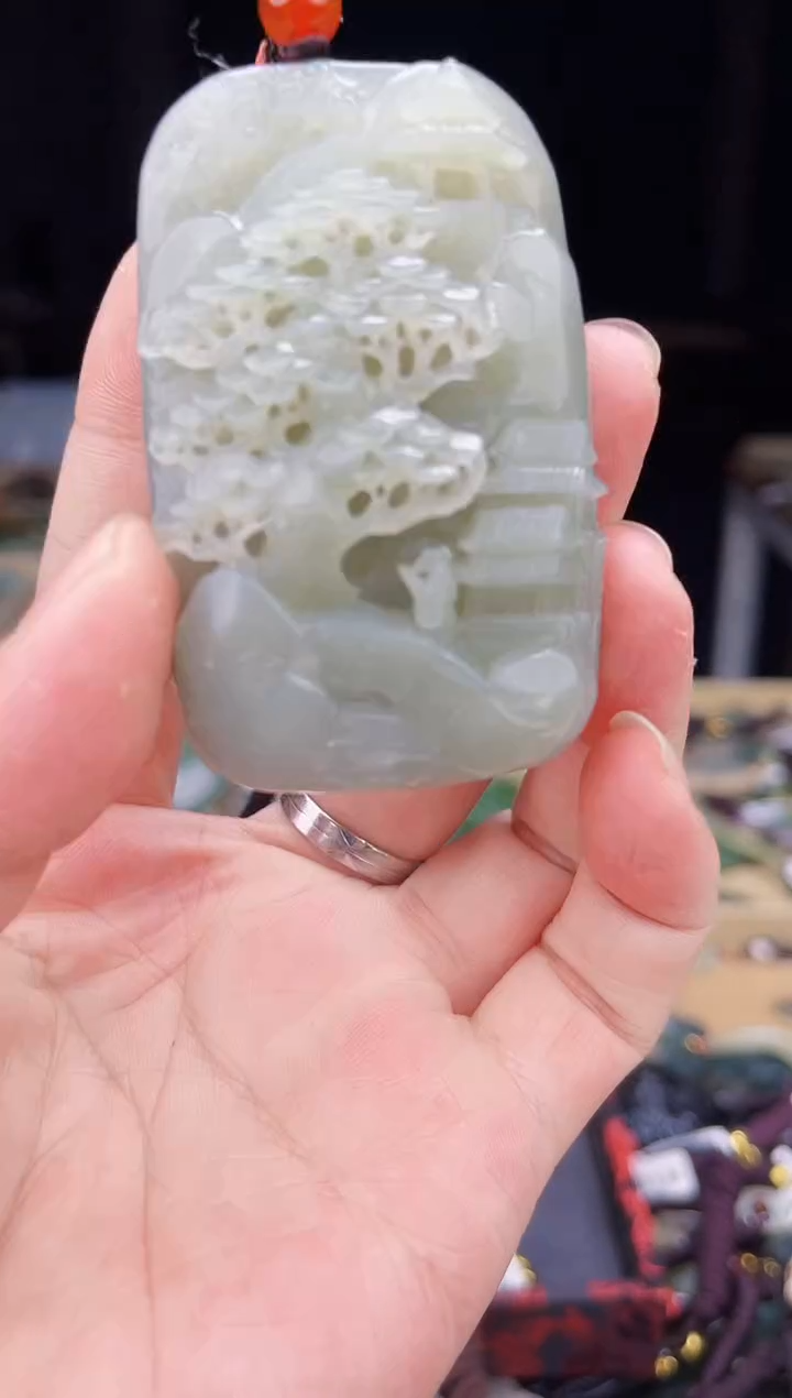 颈饰未镶嵌和田玉1