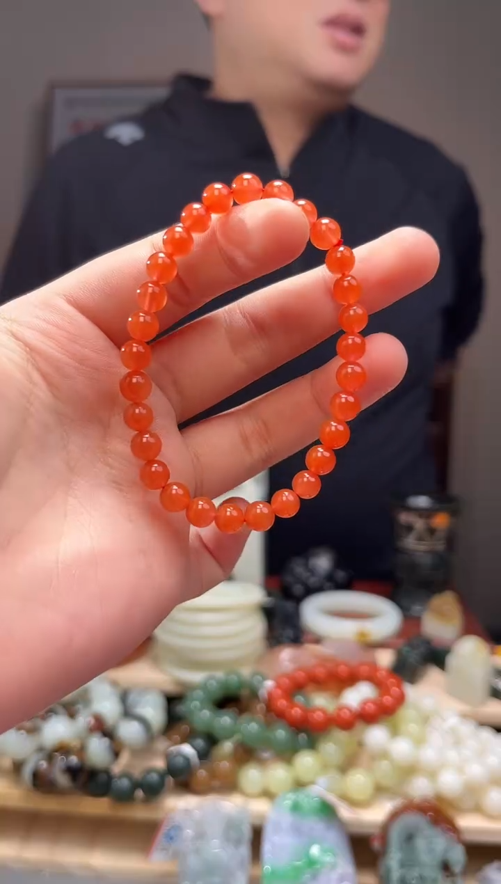 颈饰未镶嵌南红玛瑙手串