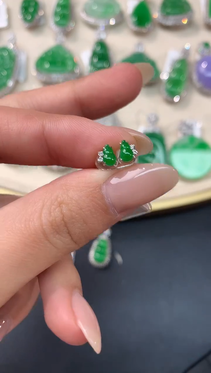 【闪购商品】翡翠耳饰18K金镶嵌A330|1800