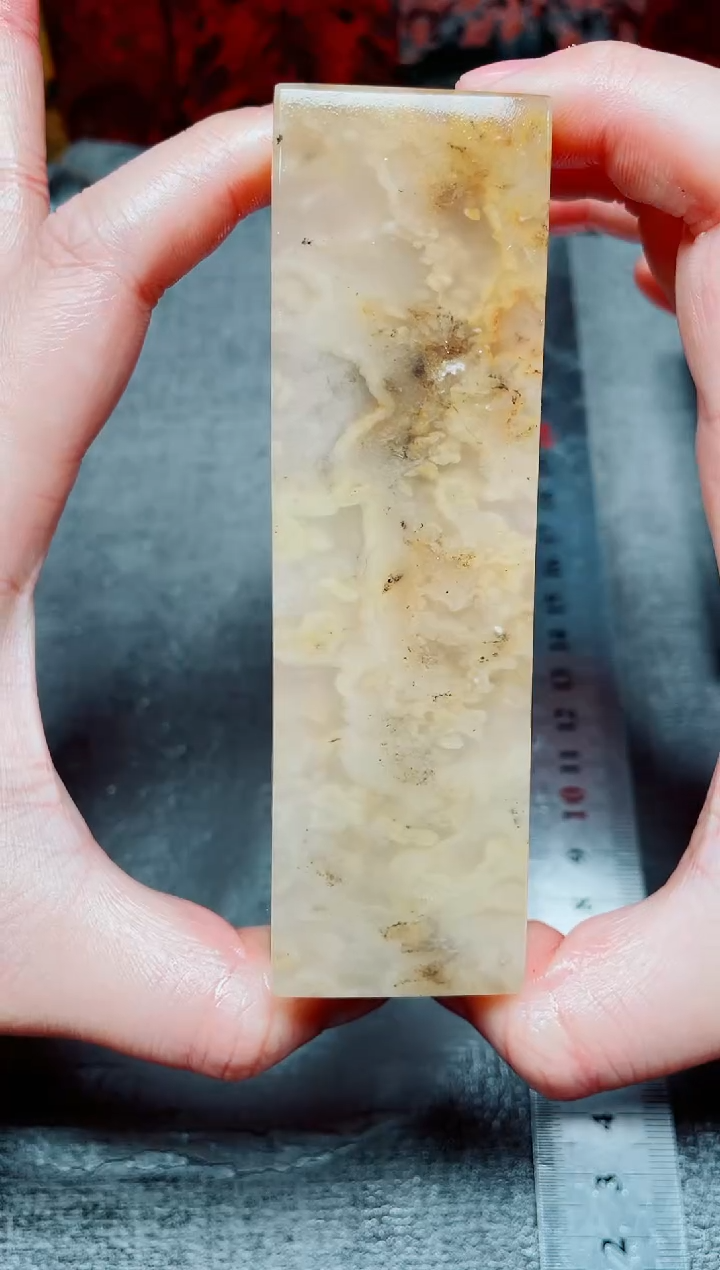 桂林鸡血玉素章3.0左右10