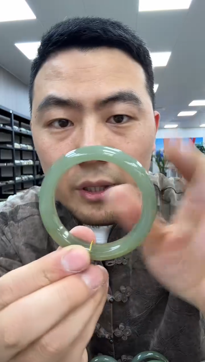 【闪购商品】和田玉手镯未镶嵌51-52  471