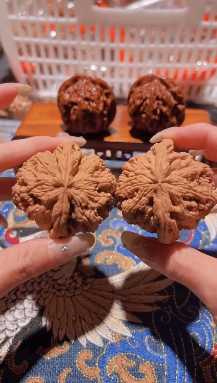 把件文玩核桃013粗筋51