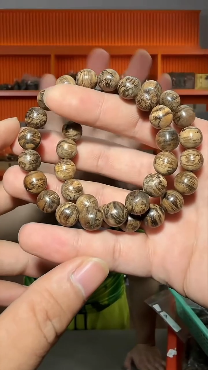 沉香手串143号单圈海南古董香1.0多样性发一