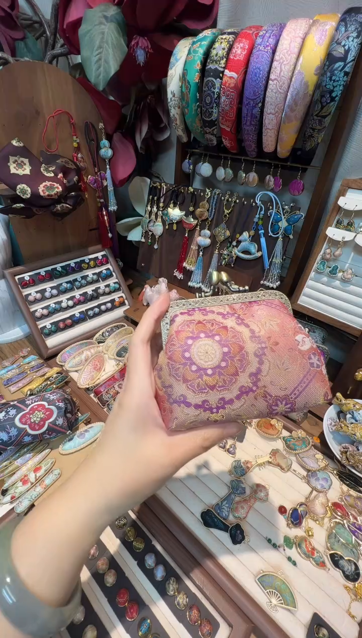 灵*【孤品车12.2】三马新款面料零钱包 丝毛