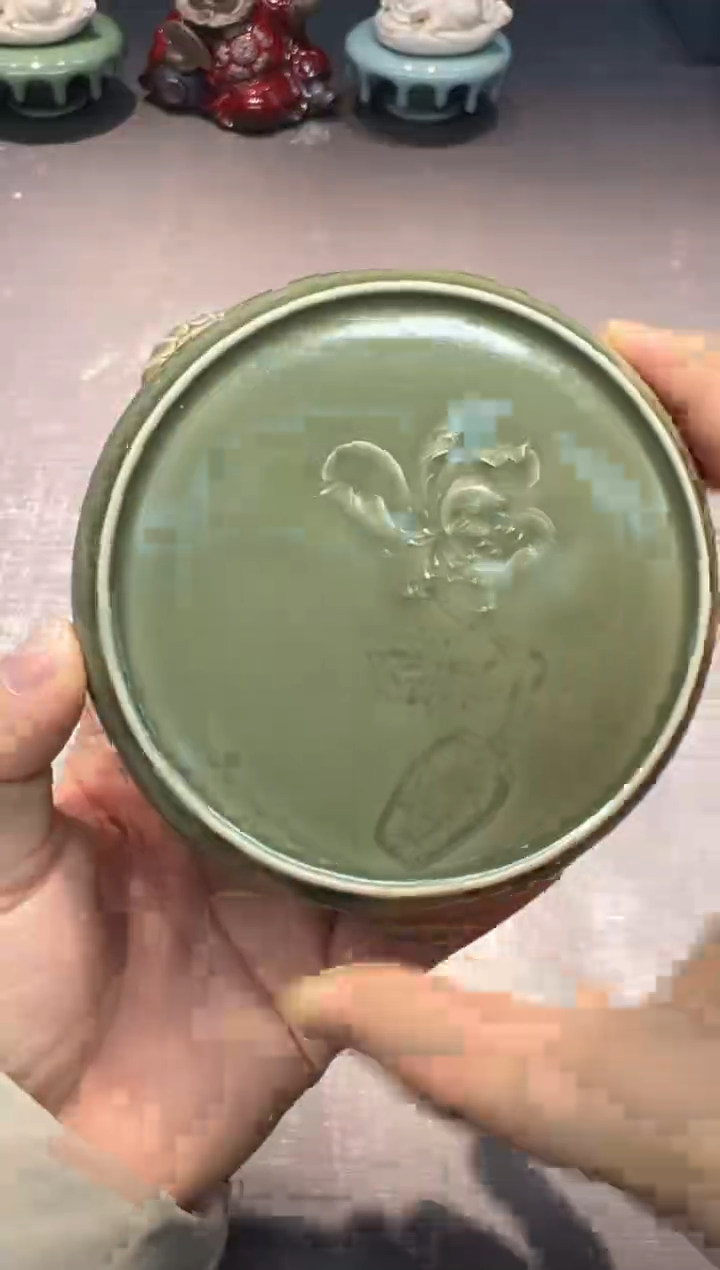 【闪购商品】刘晓晨 荷花 盖置。