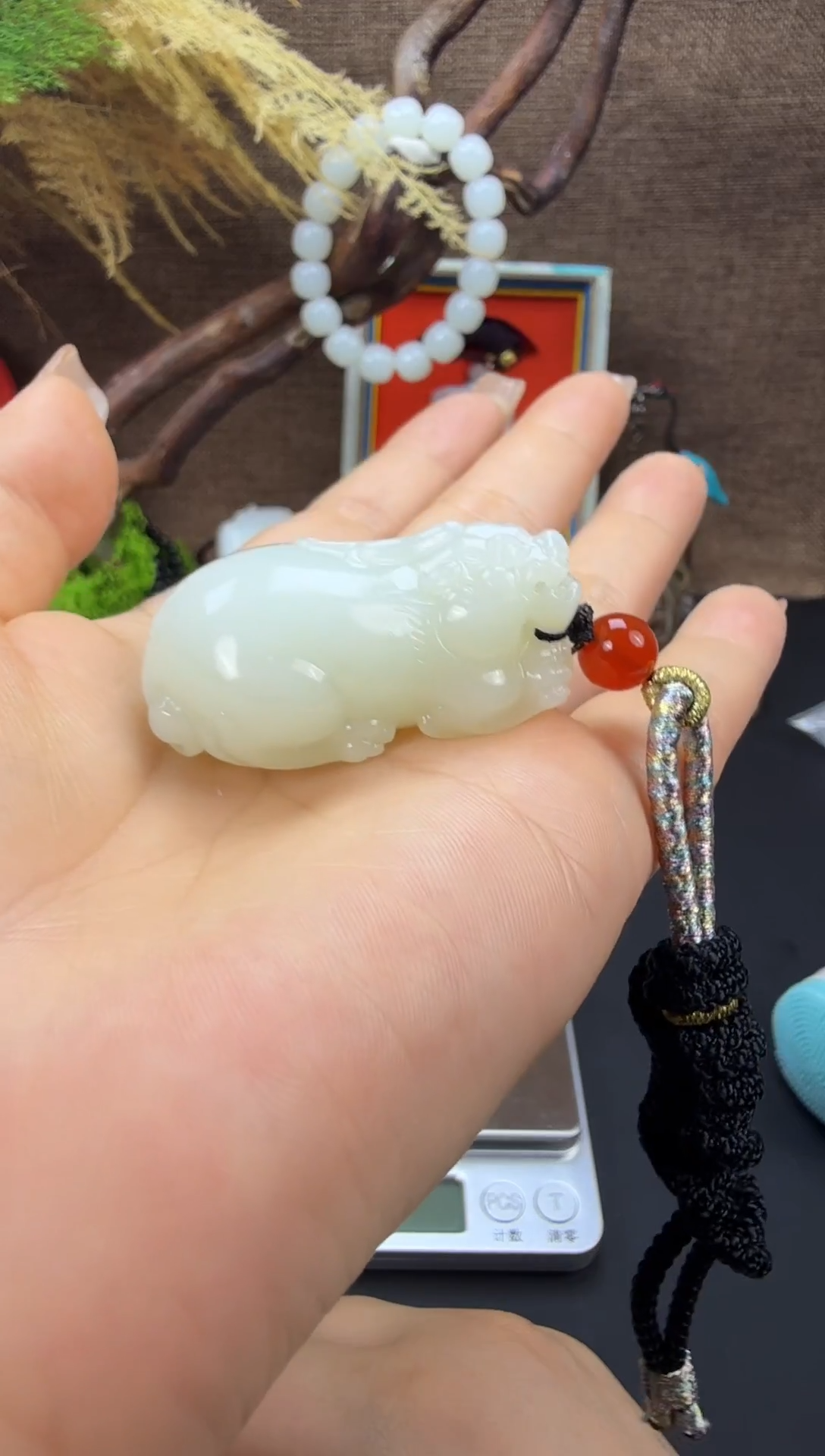 颈饰未镶嵌和田玉和田玉