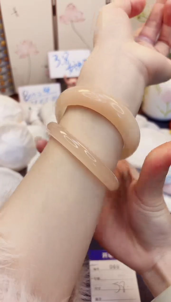 【闪购商品】石英质玉手镯未镶嵌69-财气镯-圈口58