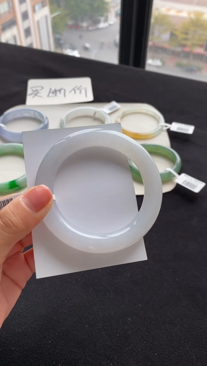 【闪购商品】翡翠手镯（圆镯）未镶嵌55圆条--不退不换