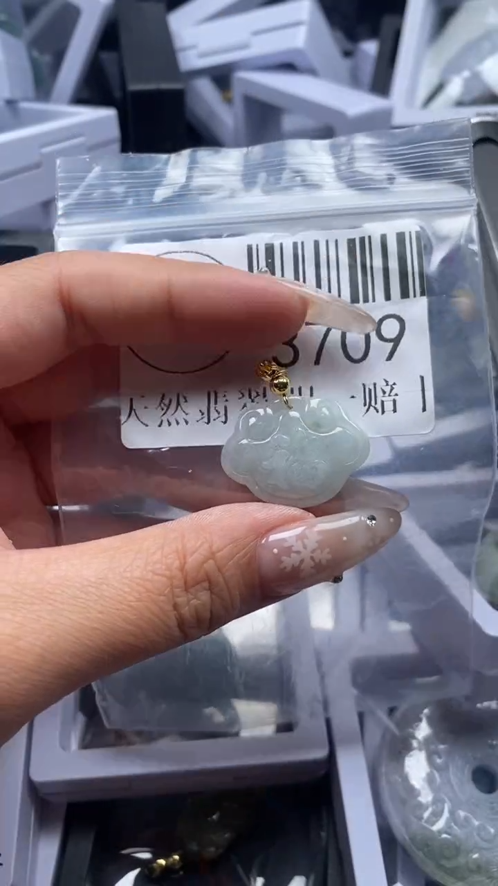 颈饰未镶嵌翡翠3709