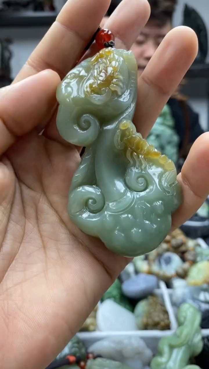 和田玉未镶嵌把件1