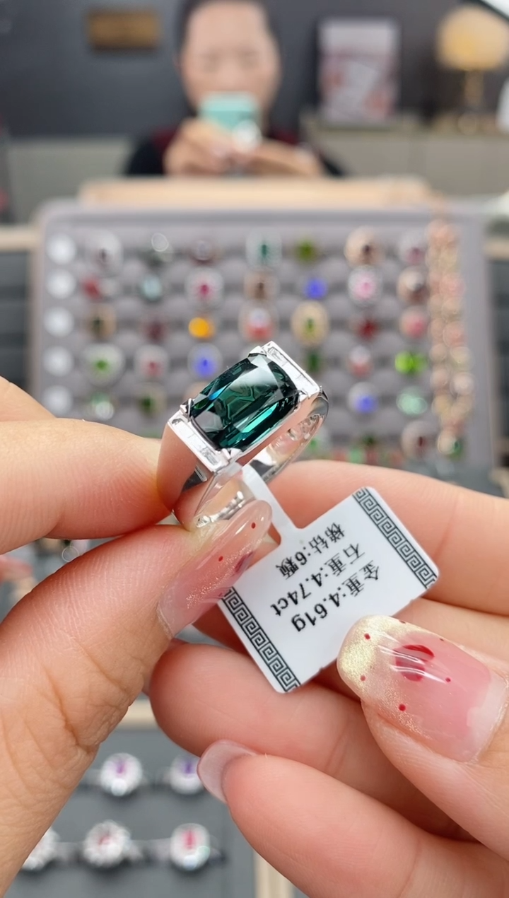 【闪购商品】碧玺戒指18K金镶嵌4.74  
