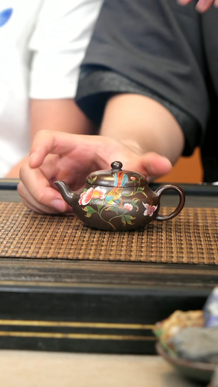 紫砂壶LJY38《花鸟·矮梨》青段柴烧