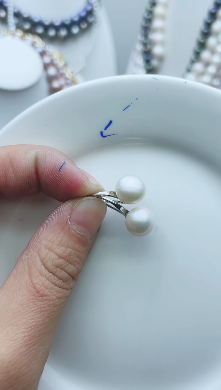 【闪购商品】淡水珍珠颈饰钛钢1