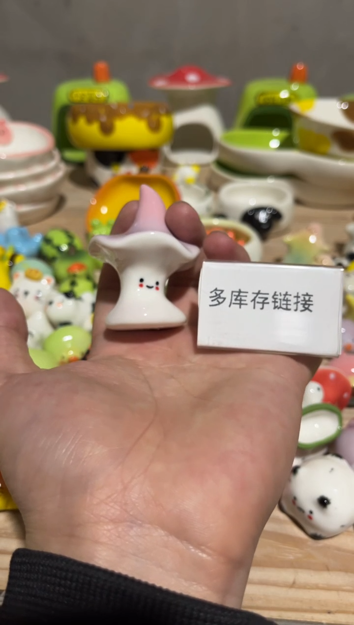74手工手绘陶瓷品