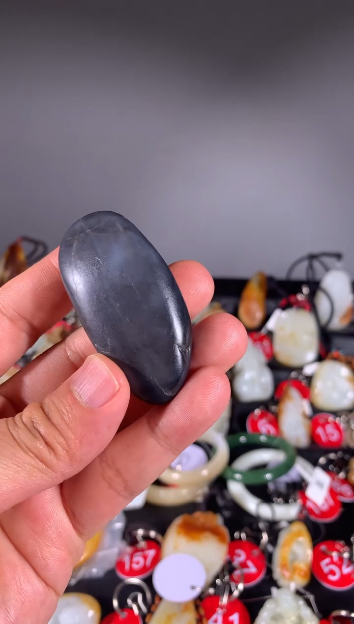 和田玉未镶嵌挂件其他