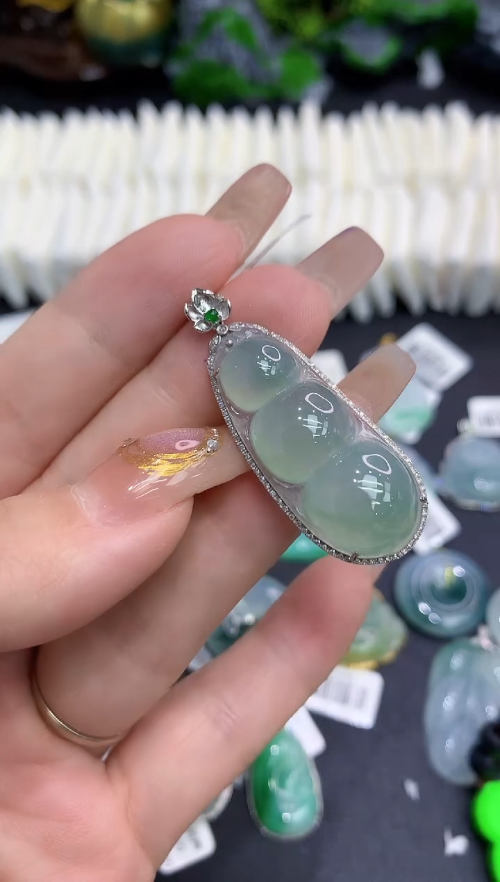 翡翠18K金镶嵌吊坠(不含链)1111