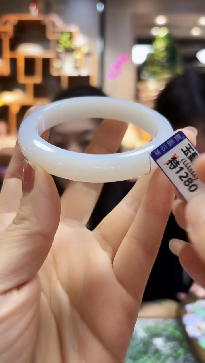 【闪购商品】玛瑙/玉髓手镯未镶嵌手镯55.5