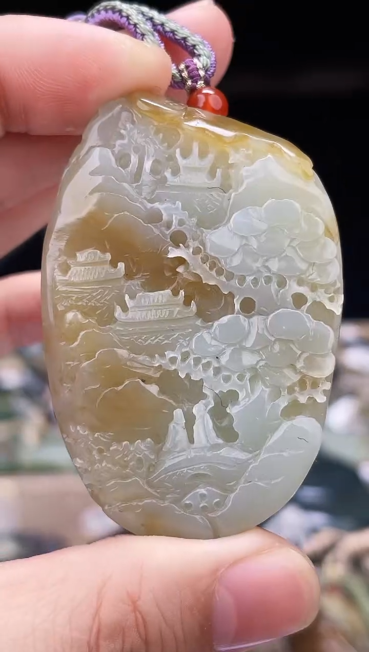 颈饰未镶嵌和田玉1