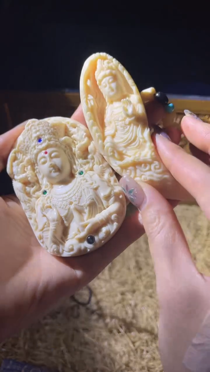 【闪购商品】【闪购商品】方形观音牌和月牙观音