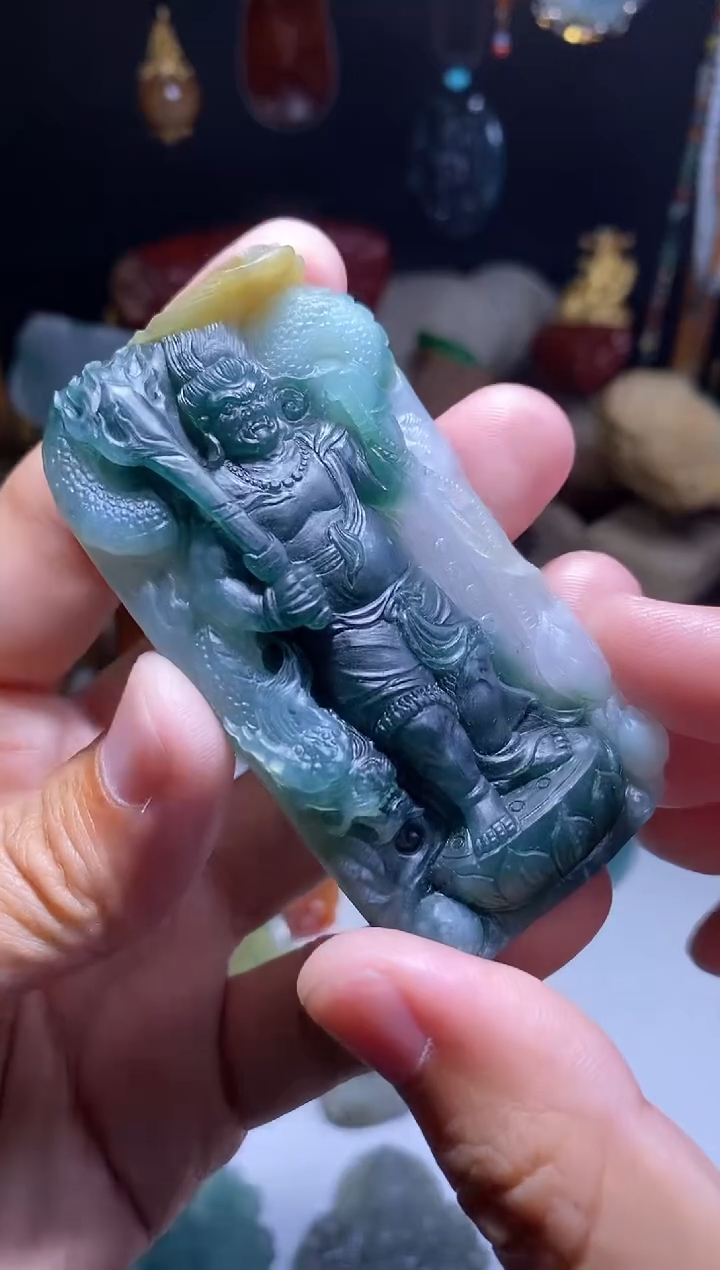 未镶嵌定制翡翠该****销翡翠