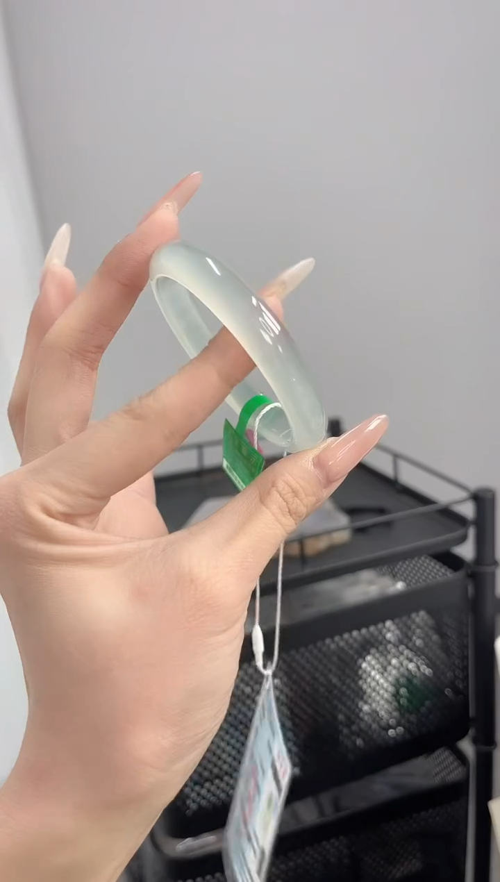 【闪购商品】玛瑙/玉髓手镯未镶嵌55-56圈