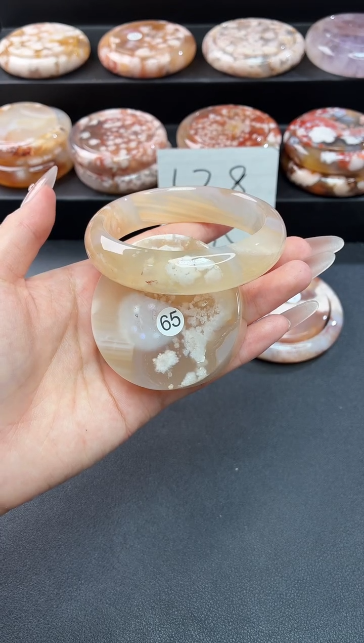 手镯玛瑙/玉髓未镶嵌手镯