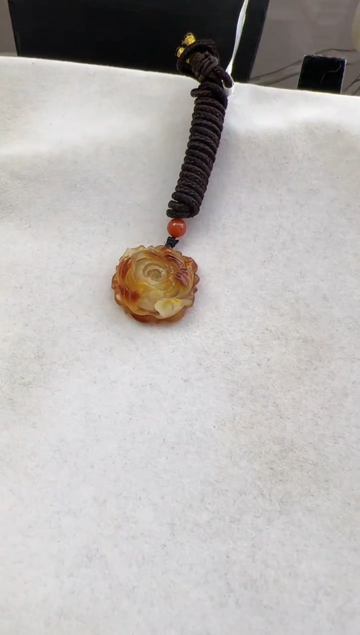 【闪购商品】琥珀裸石未镶嵌10113025-吊坠