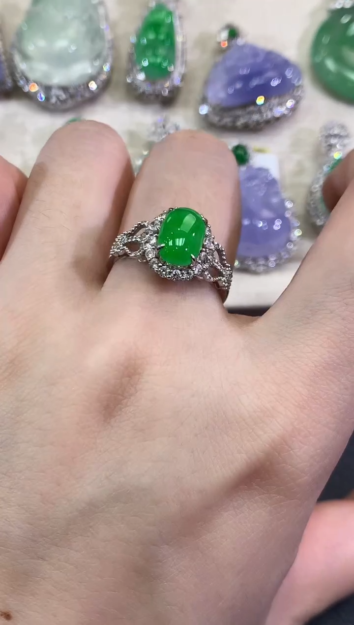 【闪购商品】翡翠戒指18K金镶嵌B163  