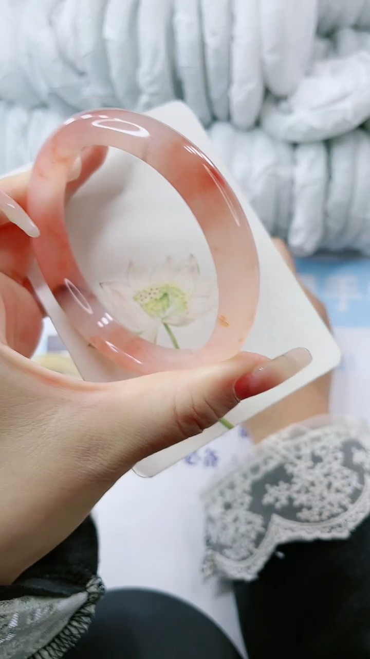 【闪购商品】石英质玉手镯未镶嵌多样性发货62L194