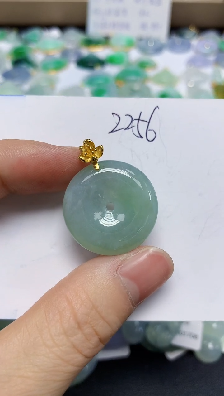 翡翠未镶嵌颈饰天然缅甸翡翠A货