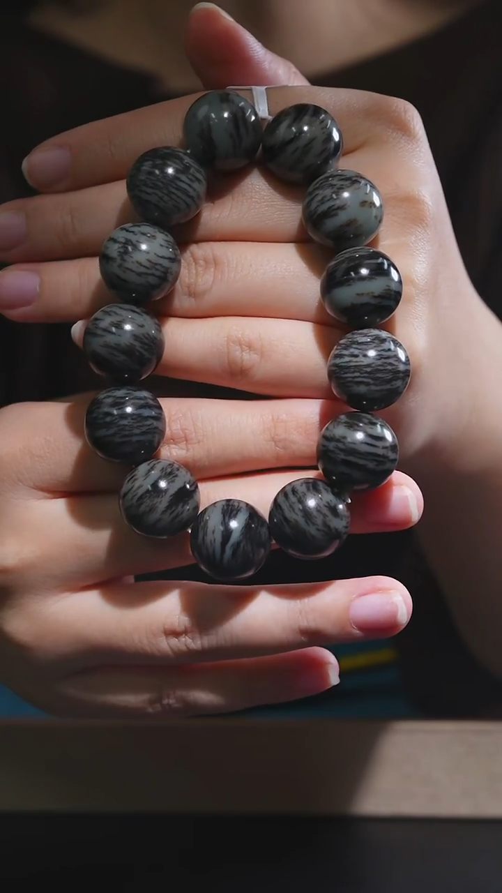 未镶嵌手串和田玉JJD1229048多样性发一