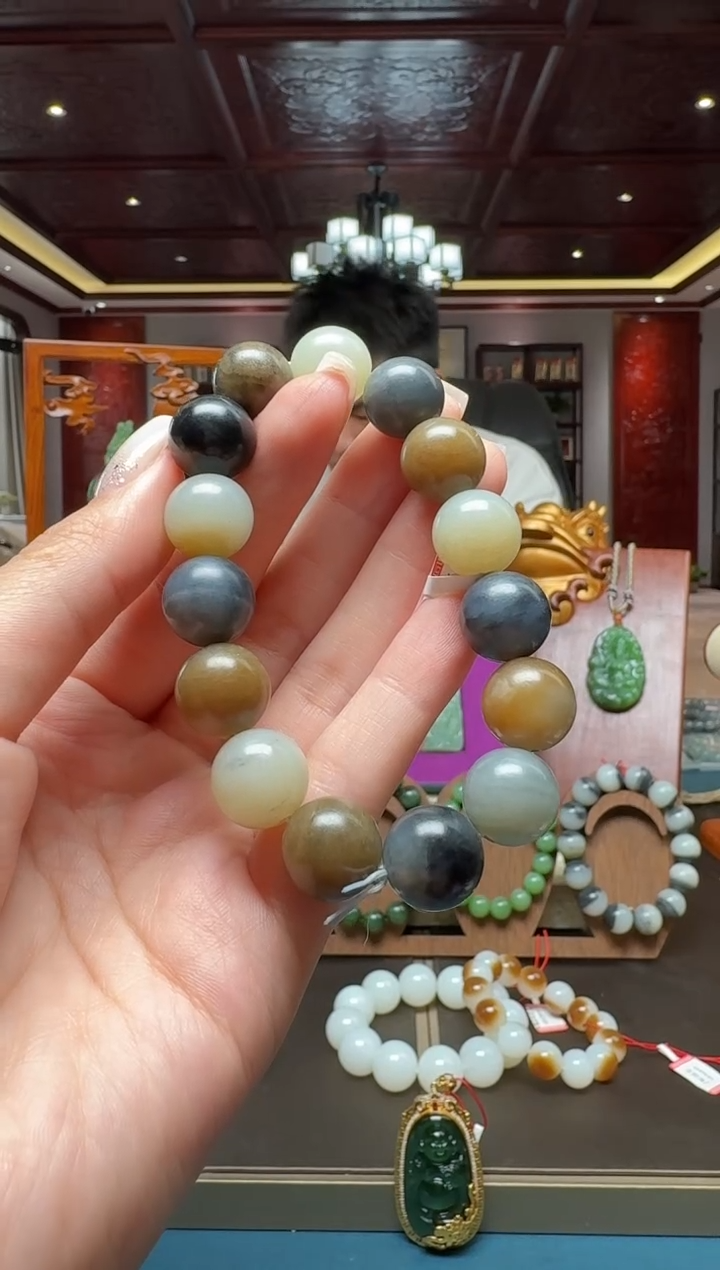 未镶嵌和田玉挂件ll14