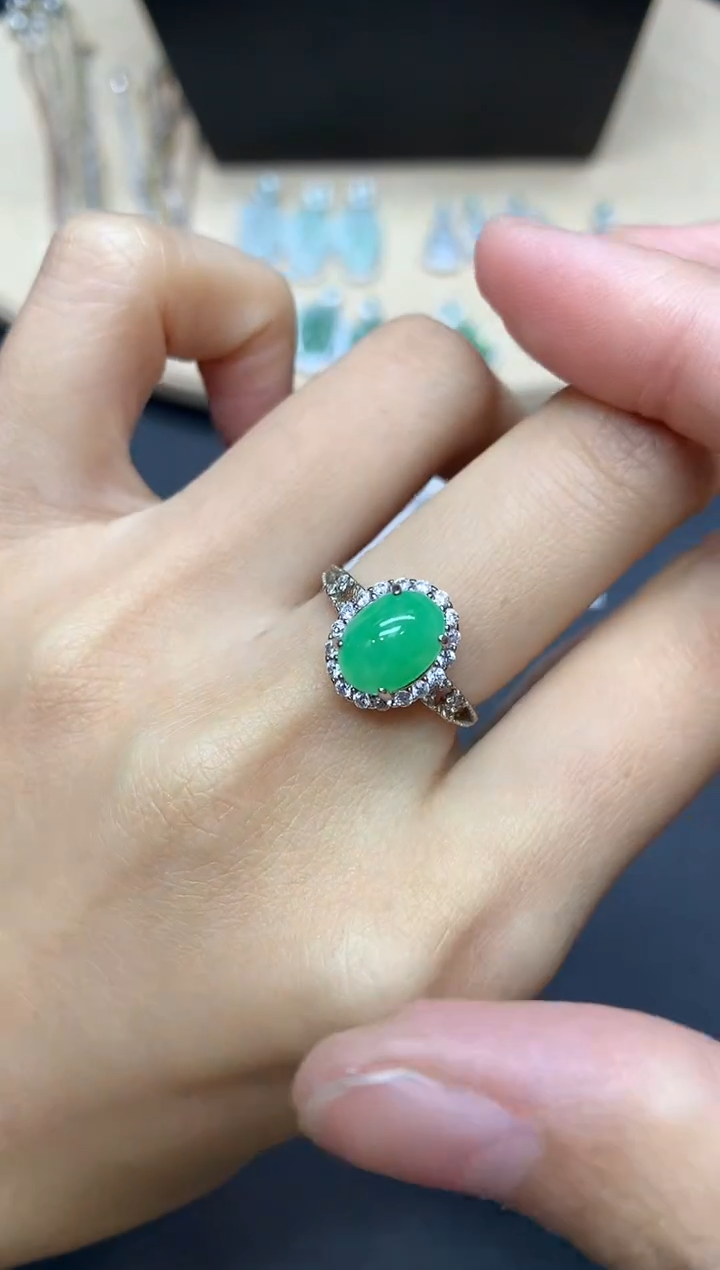 【闪购商品】翡翠戒指银S925镶嵌蛋面【无服务费】