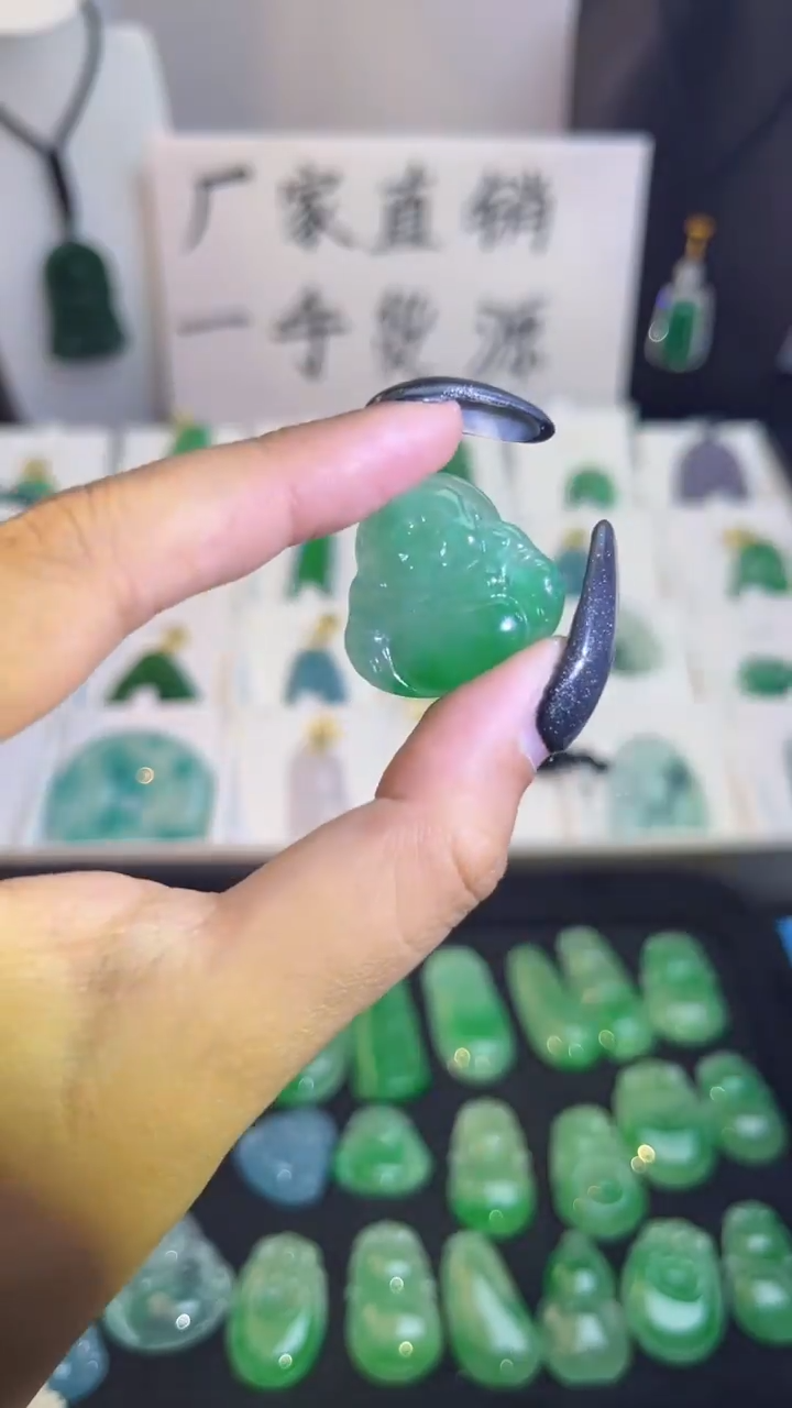 【闪购商品】翡翠手串未镶嵌翡翠颈饰未镶嵌天然翡翠吊坠