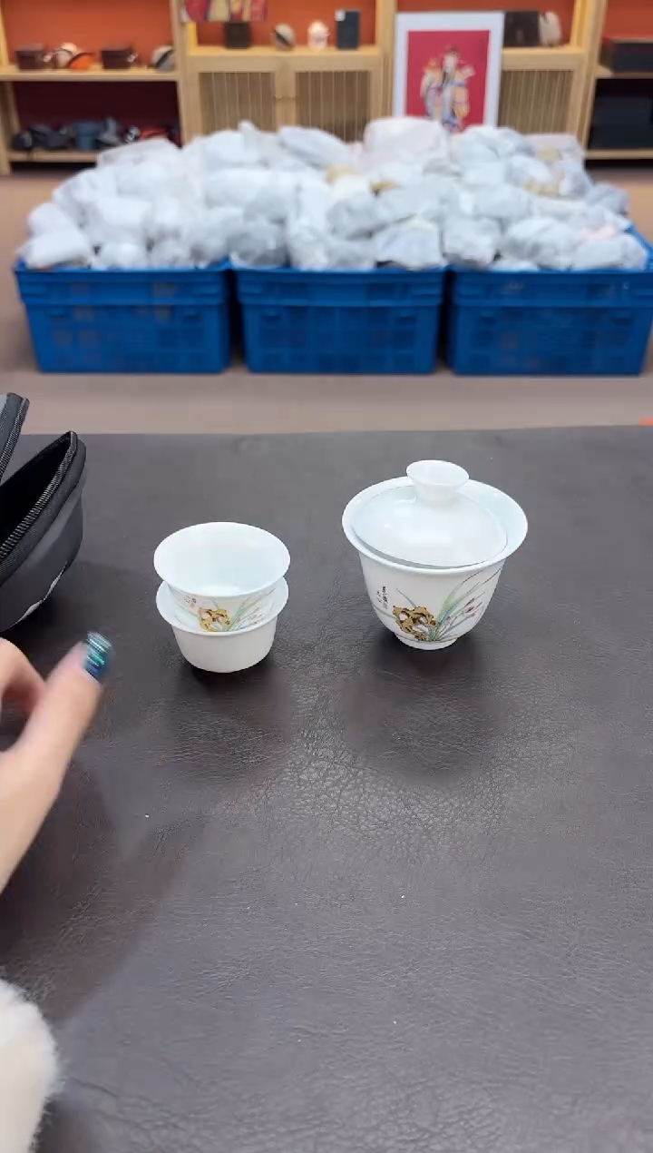 【闪购商品】摆件瓷SC1111111111111