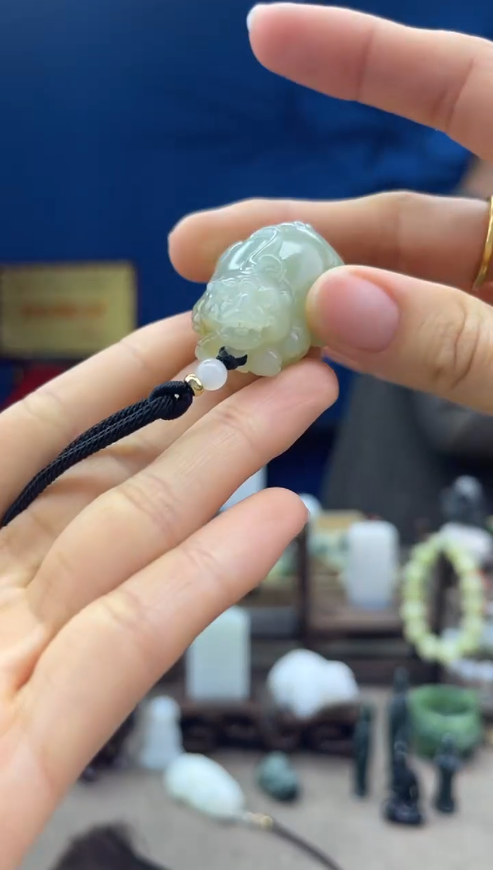 【闪购商品】和田玉颈饰未镶嵌1