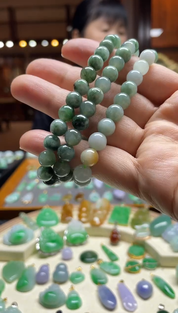 【闪购商品】翡翠手绳未镶嵌圆珠多样性发其一