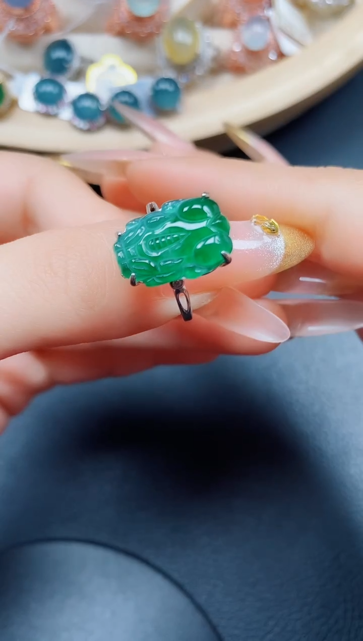 【闪购商品】翡翠戒指银S925镶嵌翡翠