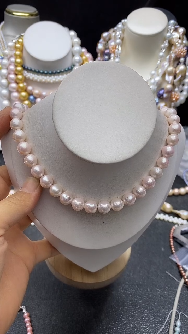颈饰未镶嵌淡水珍珠多人