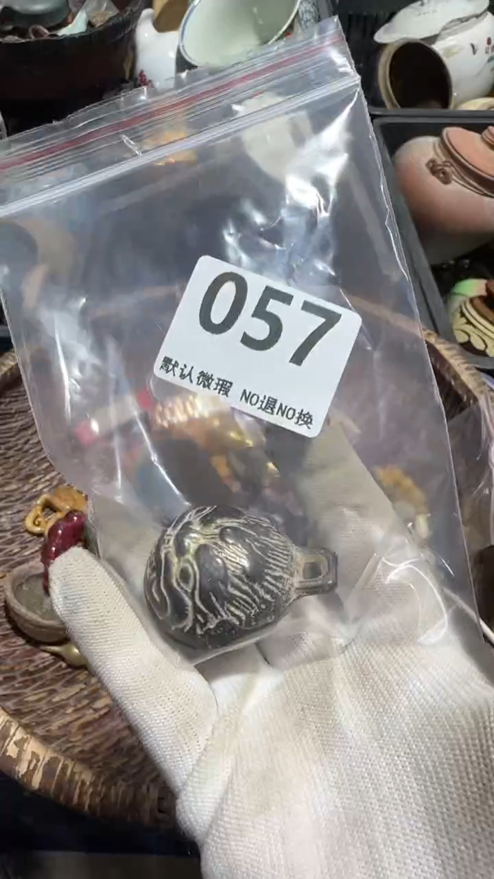 无非金属三*亿容工艺品057