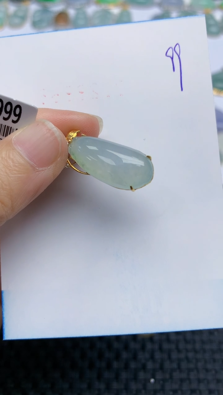 【闪购商品】翡翠挂件18K金镶嵌天然A货翡翠 99