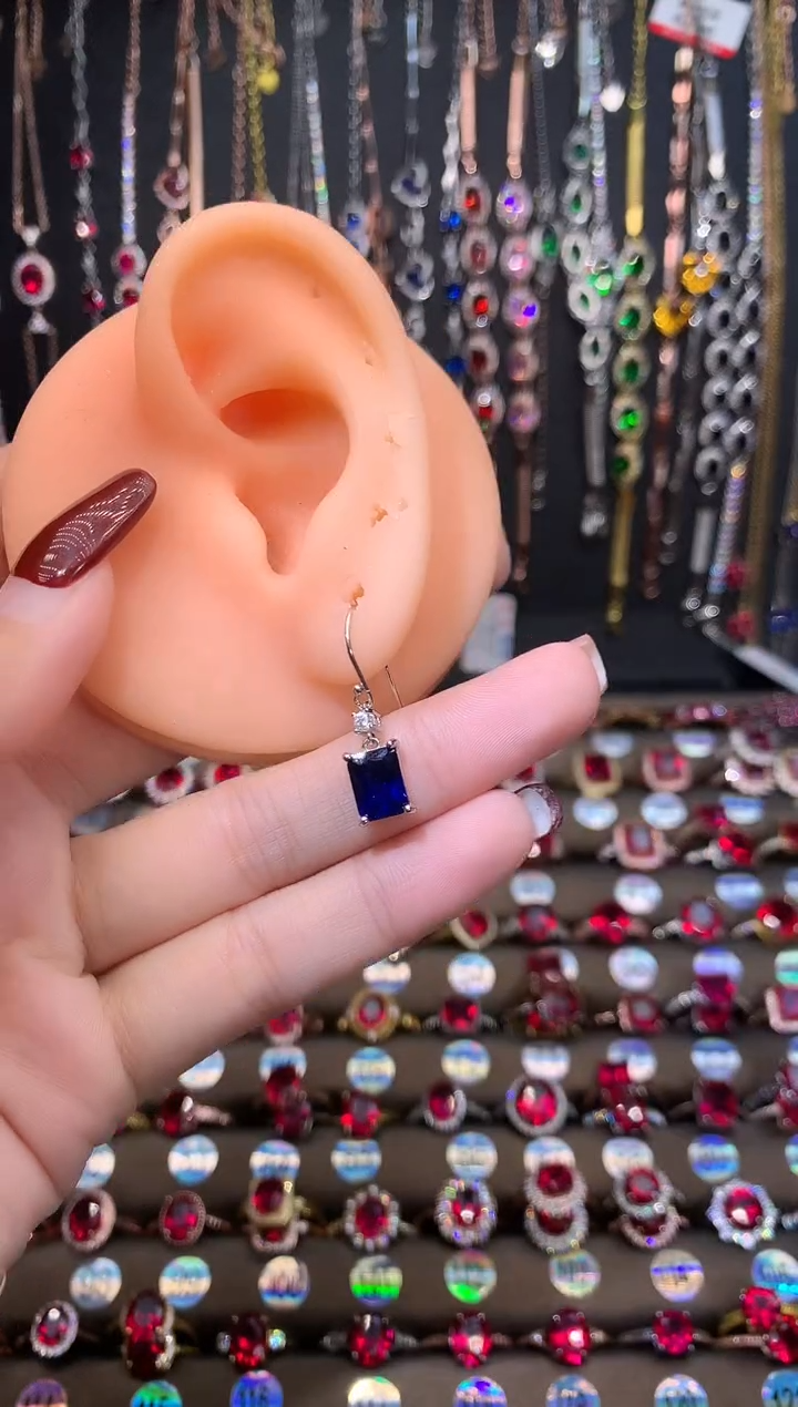 【闪购商品】蓝宝石耳饰银S925镶嵌银色